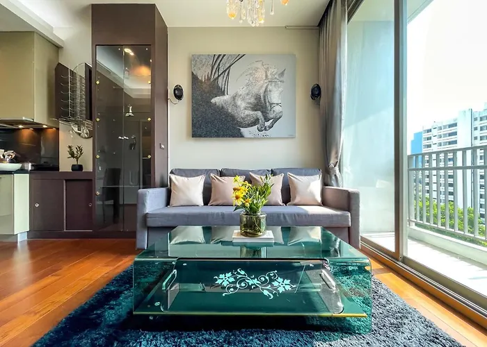 Near Bts L Large 55 Sqm L Pool And Gym アパート バンコク都