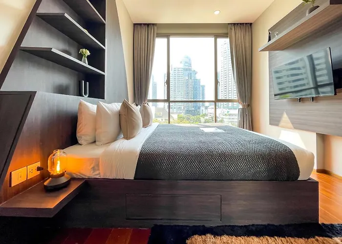 アパート Near Bts L Large 55 Sqm L Pool And Gym バンコク都