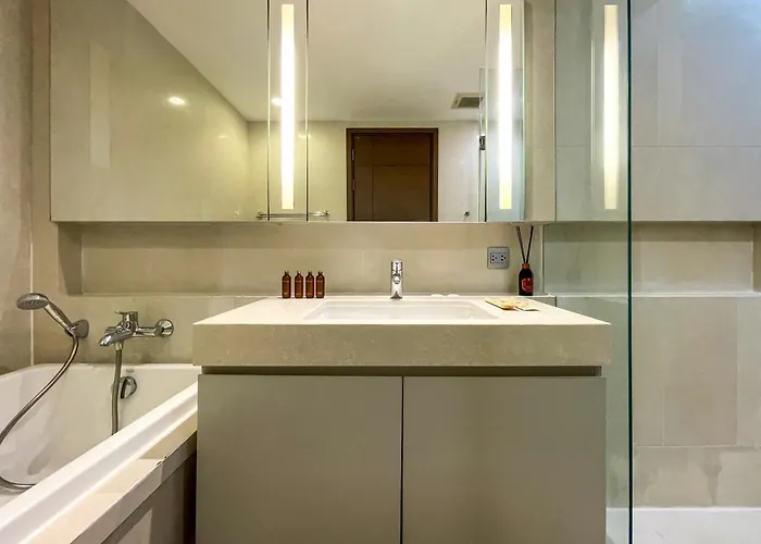 アパート Near Bts L Large 55 Sqm L Pool And Gym